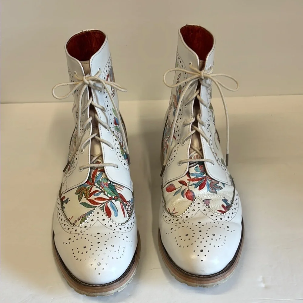 Colorsty White Leather Floral Brogue Lace Up Boots